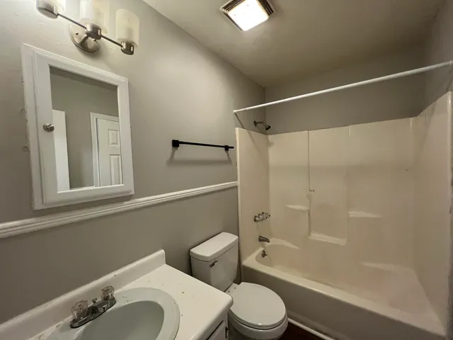 $1,400 | 107 Wendy Way, Unit B, Summerville, SC 29485