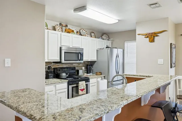 $249,000 | 805 Phillips Street, Cleburne, TX 76033