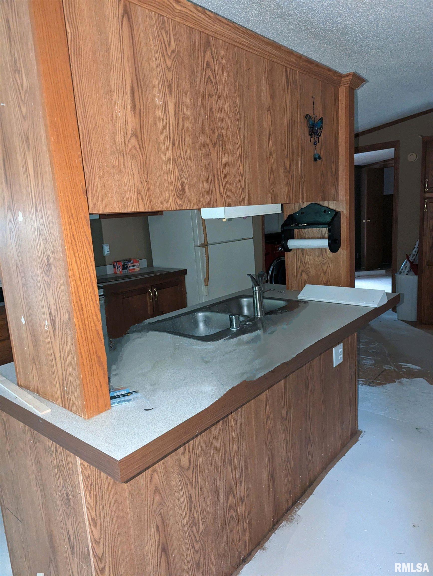 200 Madison Colp, IL 62918 - Photo 6 of 13