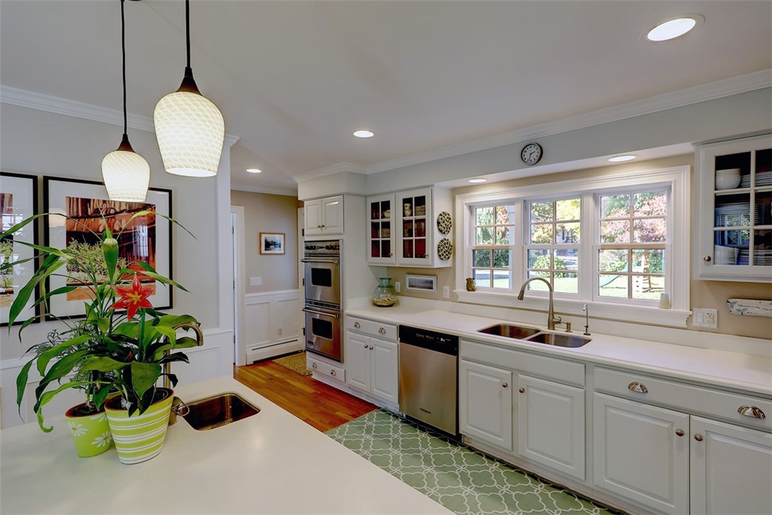 20 Lake Road Narragansett, RI 02882 - Photo 27 of 45