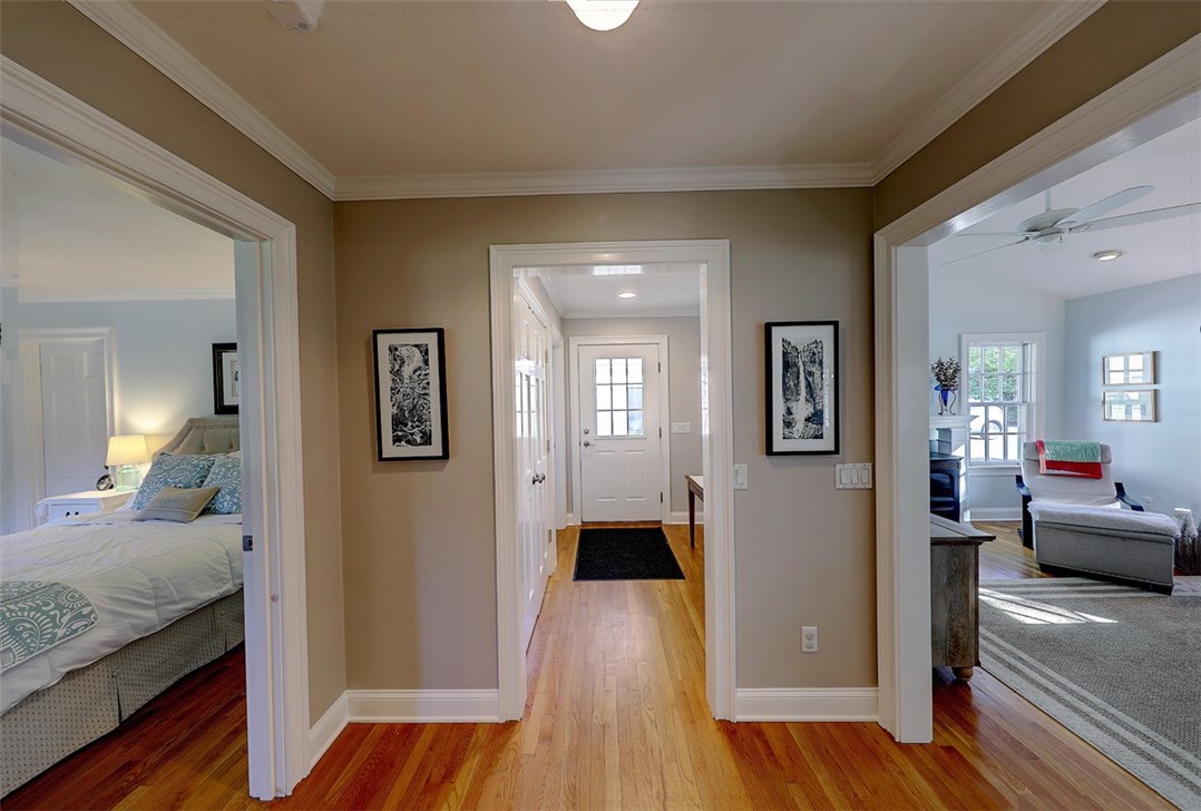 20 Lake Road Narragansett, RI 02882 - Photo 40 of 45