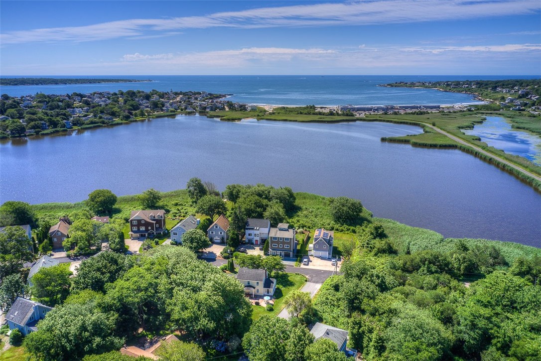 20 Lake Road Narragansett, RI 02882 - Photo 6 of 45