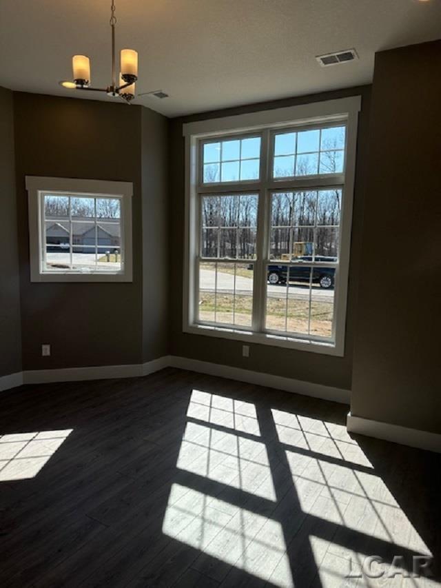 1664 Rivers Edge Court Adrian, MI 49221 - Photo 2 of 9 50135596-4ea1b93a-3400-4484-ac22-04a333a53cef.JPG