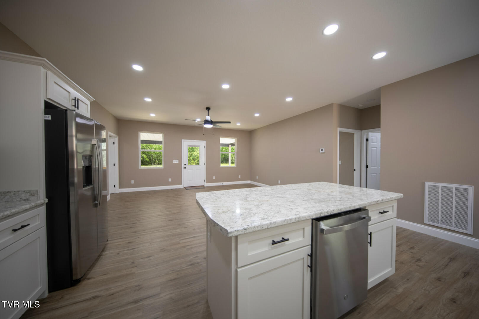 3040 Winding Way Cosby, TN 37722 - Photo 11 of 40 11ai