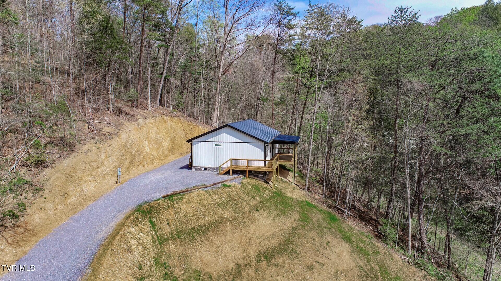 3040 Winding Way Cosby, TN 37722 - Photo 27 of 40 21
