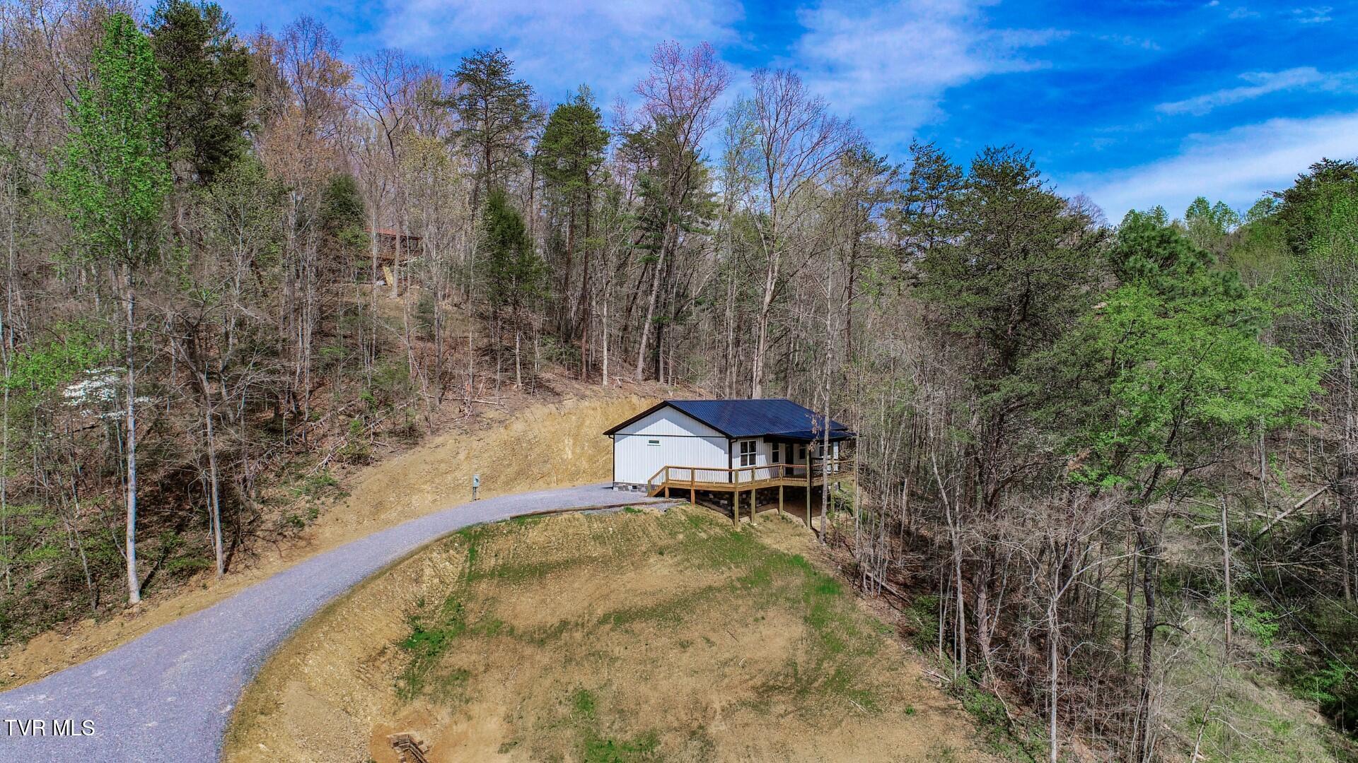 3040 Winding Way Cosby, TN 37722 - Photo 28 of 40 22