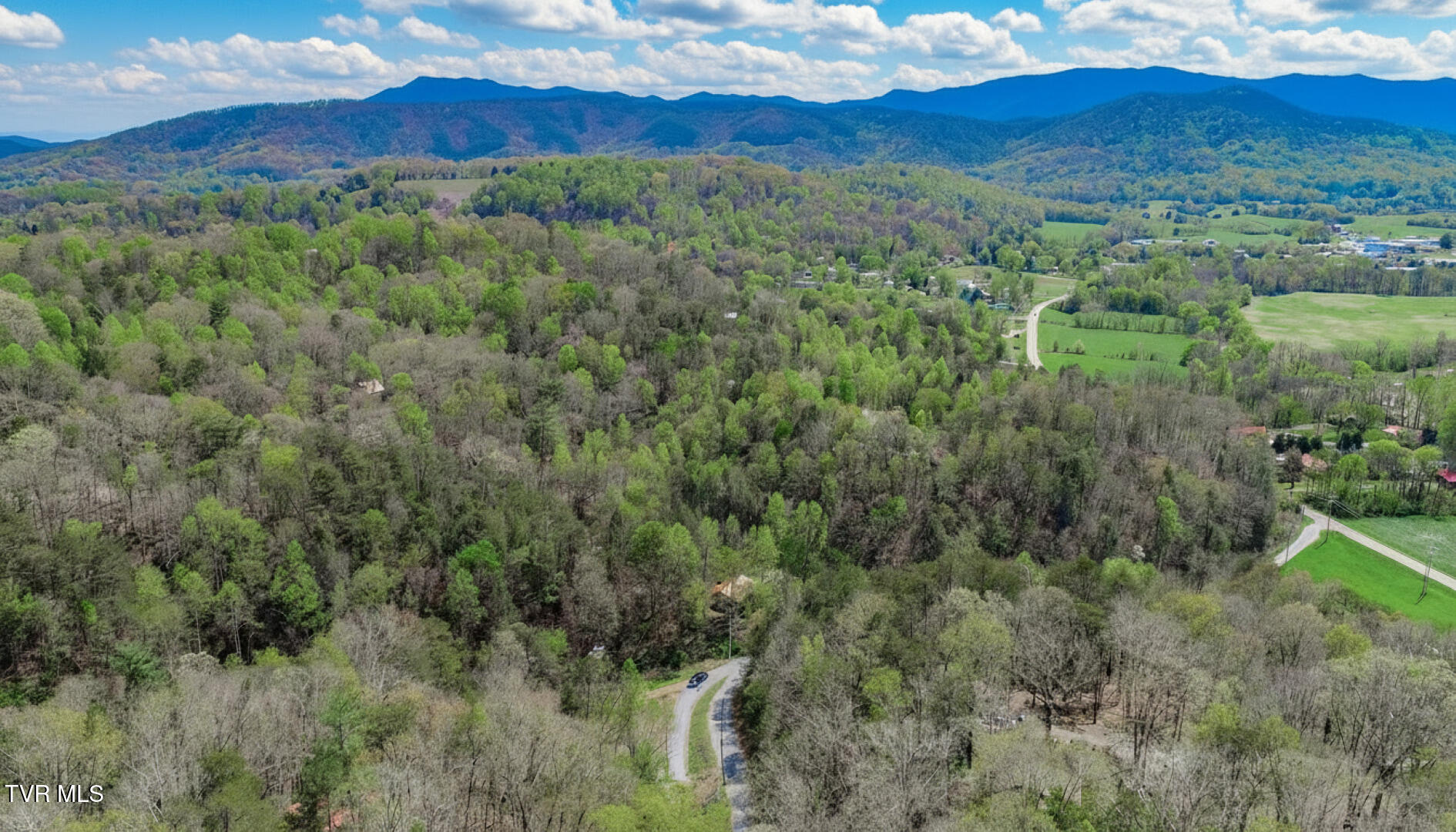 3040 Winding Way Cosby, TN 37722 - Photo 40 of 40 33ai