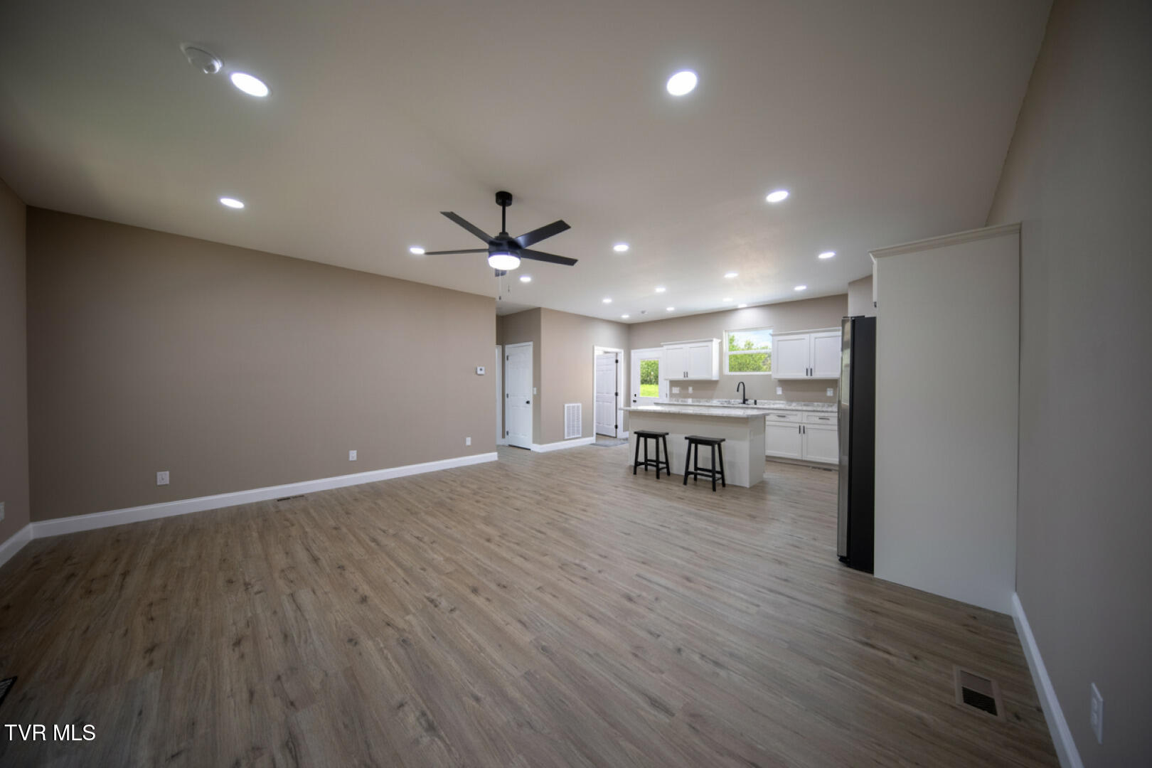 3040 Winding Way Cosby, TN 37722 - Photo 10 of 40 10ai