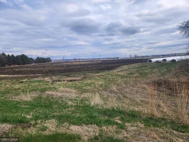 $945,000 | 4944 280th Street East, Randolph, MN 55065