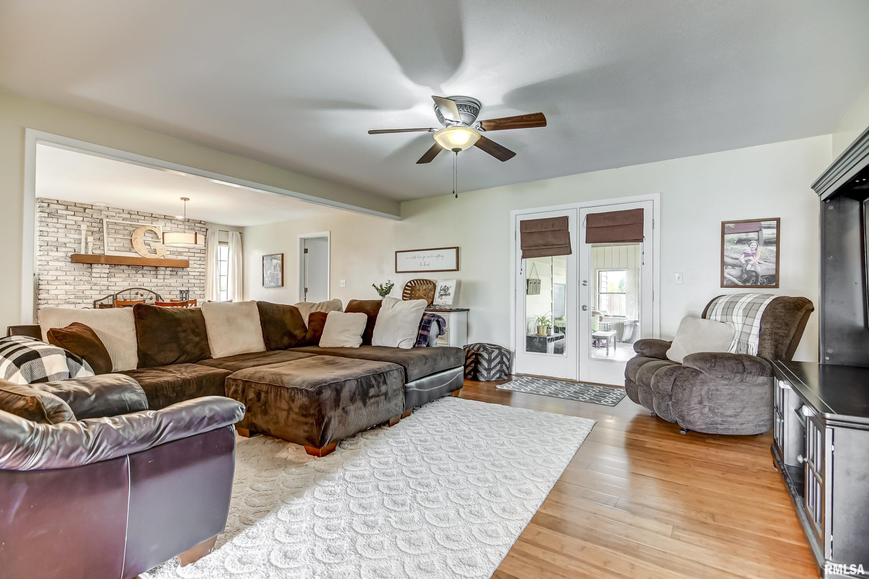 45 Red Fox Court Springfield, IL 62712 - Photo 6 of 43