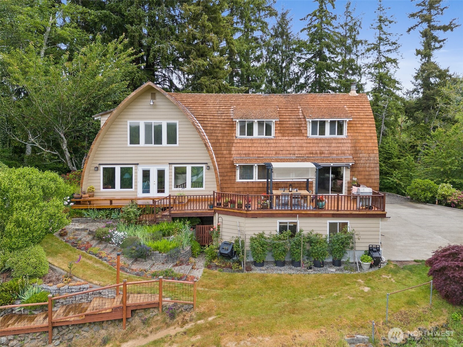 1508 Bloomhardt Road Raymond, WA 98577 - Photo 1 of 40 a front view of a house with a yard