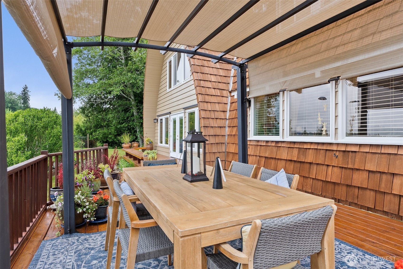 1508 Bloomhardt Road Raymond, WA 98577 - Photo 13 of 40 a view of an outdoor space with furniture