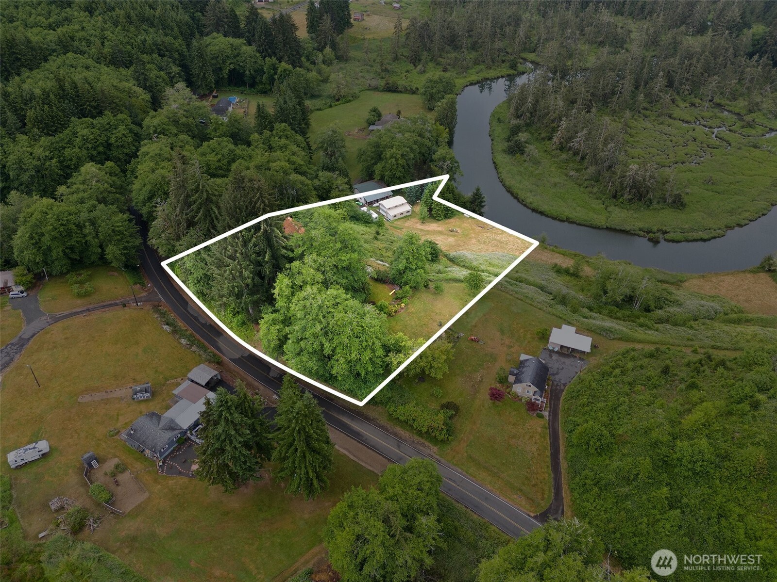 1508 Bloomhardt Road Raymond, WA 98577 - Photo 40 of 40 an aerial view of a house