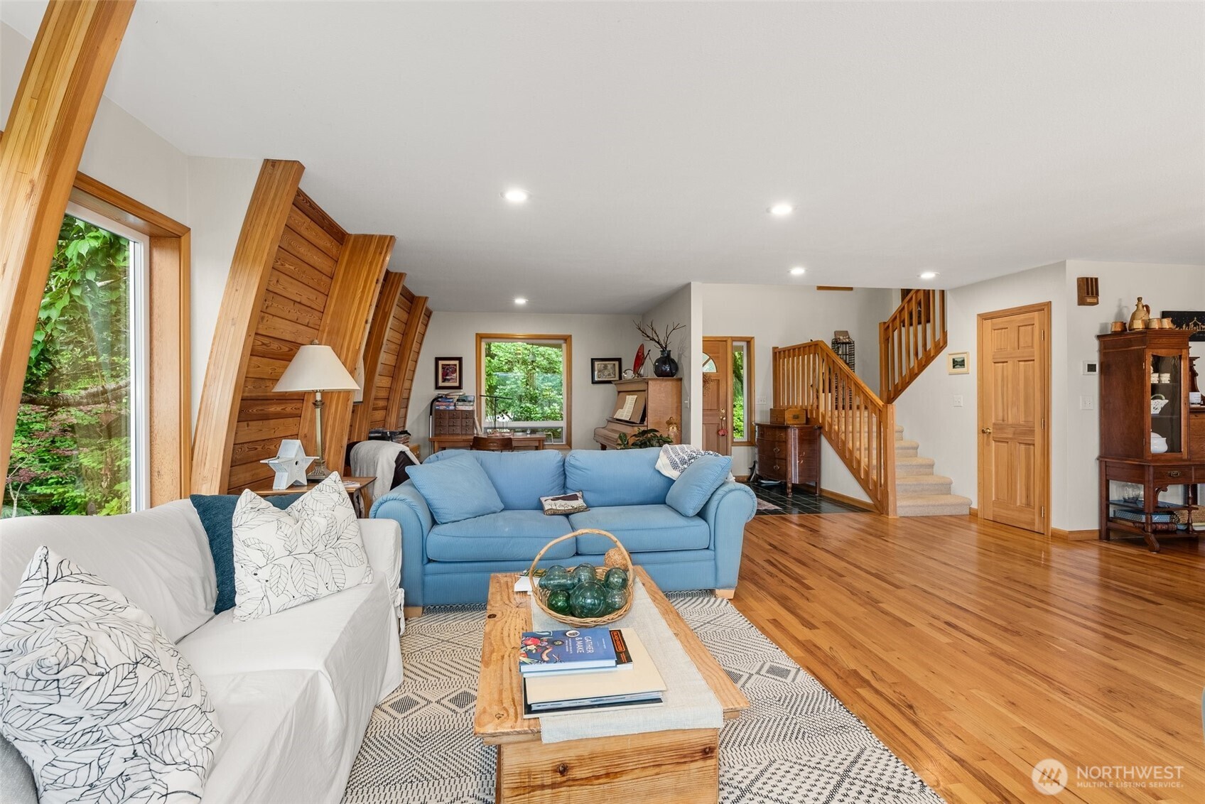 1508 Bloomhardt Road Raymond, WA 98577 - Photo 10 of 40 a living room with furniture and a large window