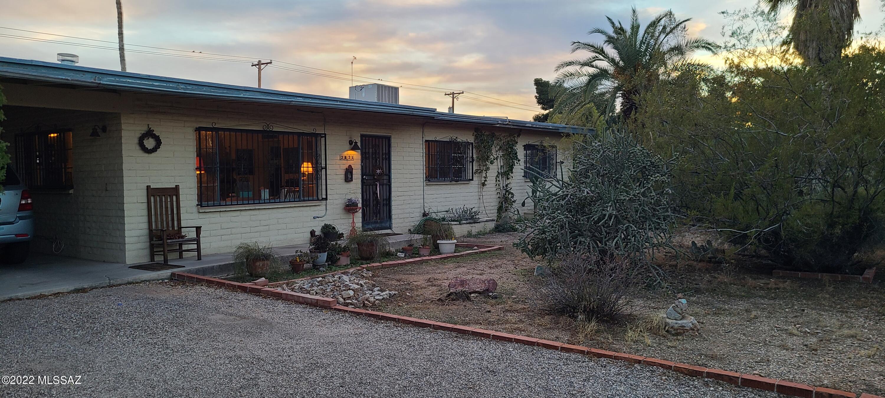 2821 North Ralph Avenue Tucson, AZ 85712 - Photo 4 of 25