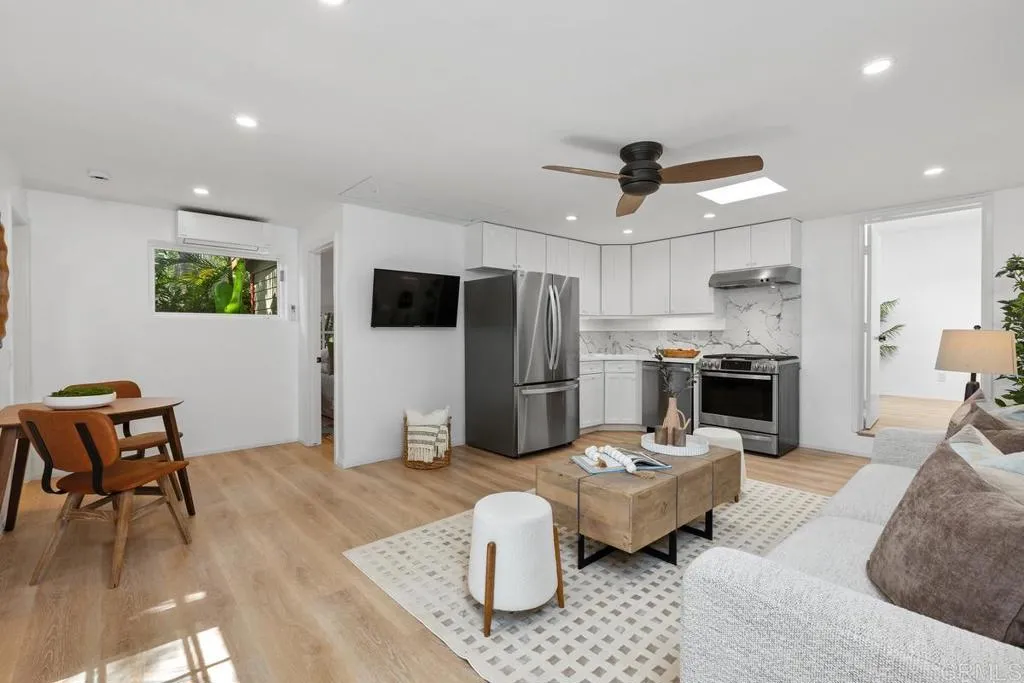 765 2nd Street Encinitas, CA 92024 - Photo 18 of 37