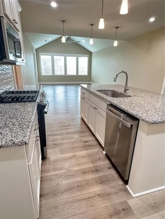 $1,950 | 509 Carneros Drive, Sherman, TX 75092