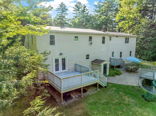 $500,000 | 23 Greenbriar Road, New Ipswich, NH 03071