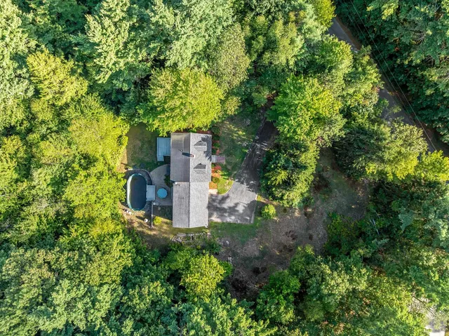 $500,000 | 23 Greenbriar Road, New Ipswich, NH 03071