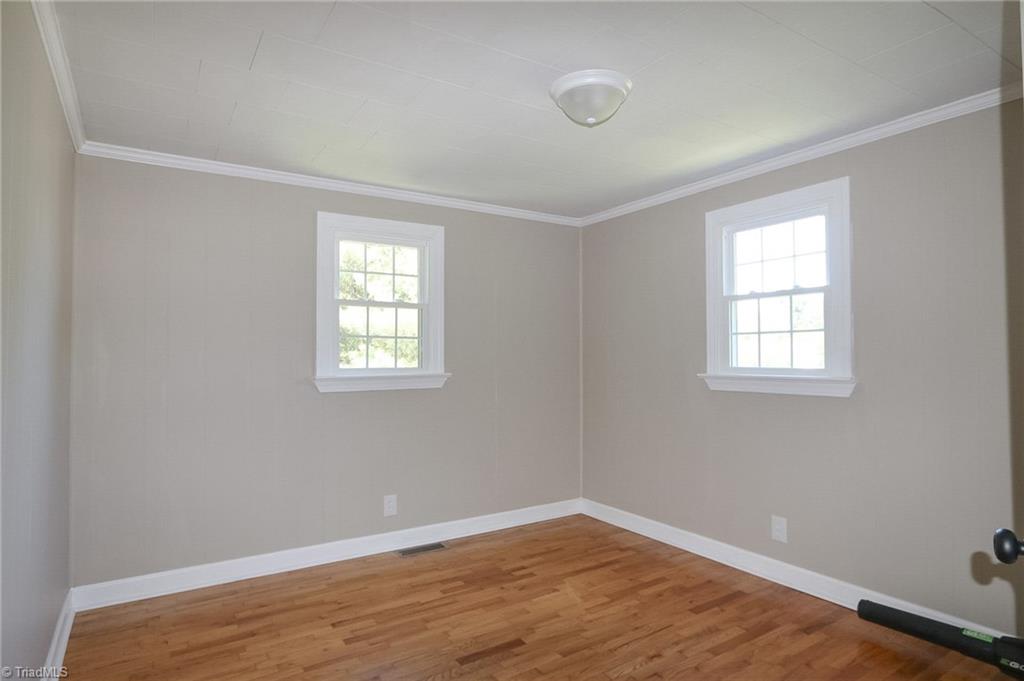1279 Hoots Road Ronda, NC 28670 - Photo 15 of 45 Gallery Image 15