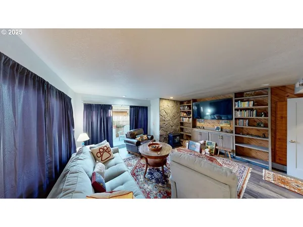 $458,000 | 222 Del Norte Lane, Unit 8, Brookings, OR 97415