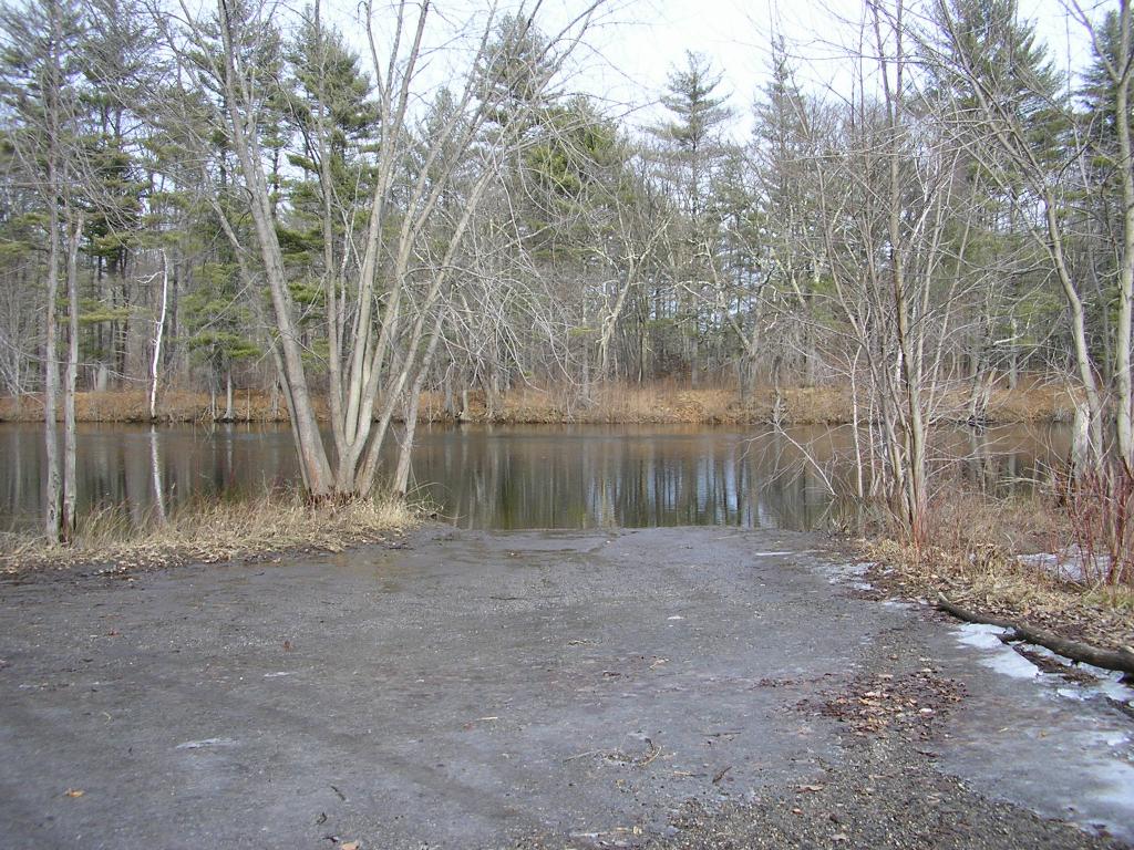 7013 Plummer Hill Road Henniker, NH 03242 - Photo 2 of 4 Gallery Image 2