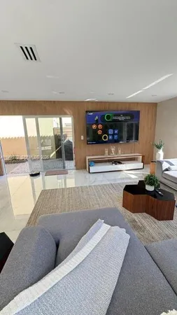 $6,000 | 11340 Northwest 52nd Lane, Doral, FL 33178