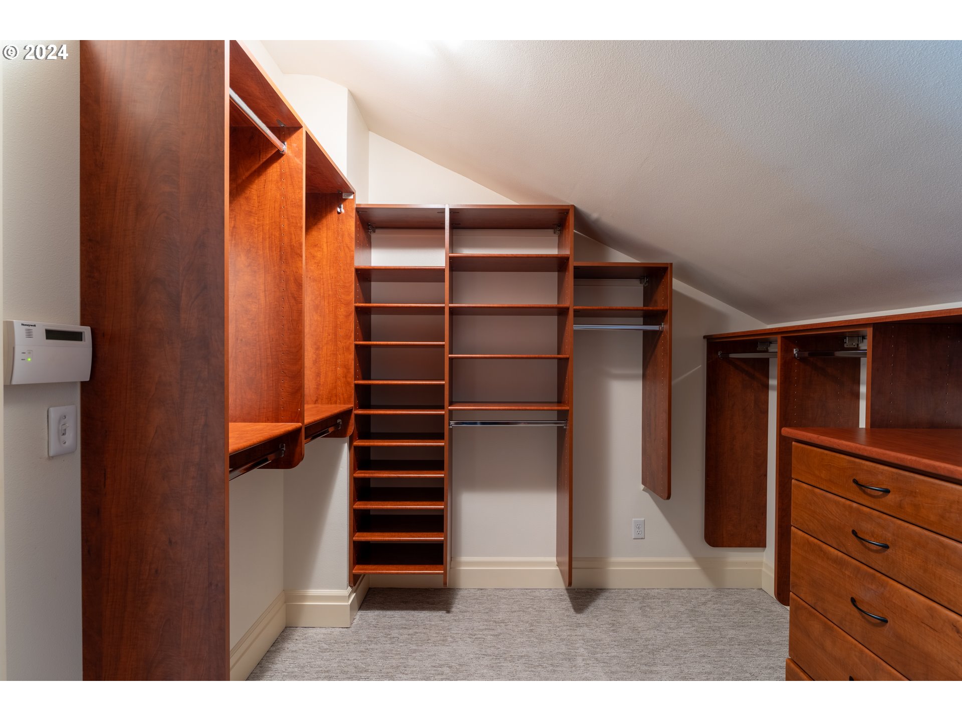 18055 Southwest Seiffert Road Sherwood, OR 97140 - Photo 19 of 48