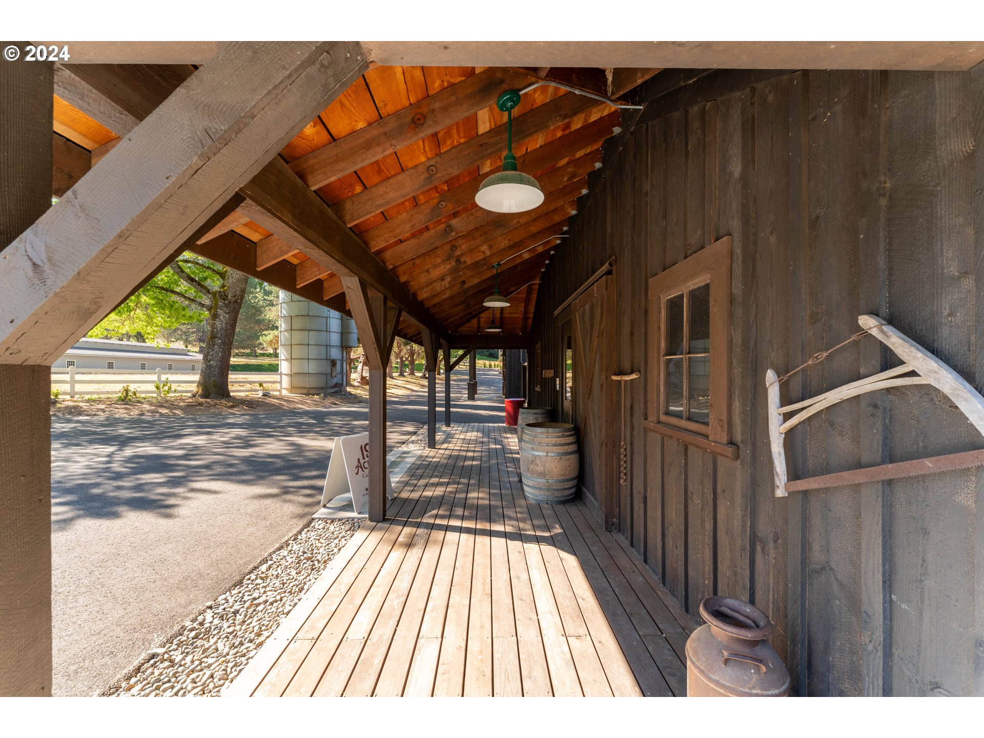 18055 Southwest Seiffert Road Sherwood, OR 97140 - Photo 24 of 48