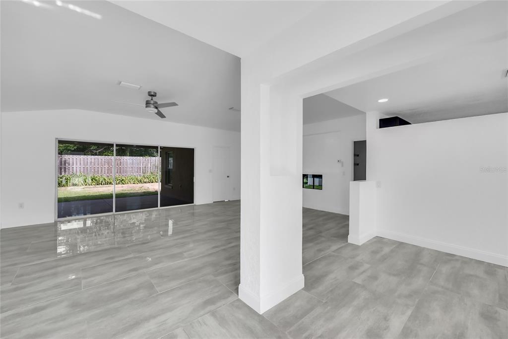 9119 Southeast 120th Loop Summerfield, FL 34491 - Photo 4 of 30