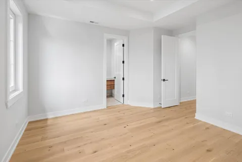 $2,500,000 | 6022 North Ionia Avenue, Chicago, IL 60646