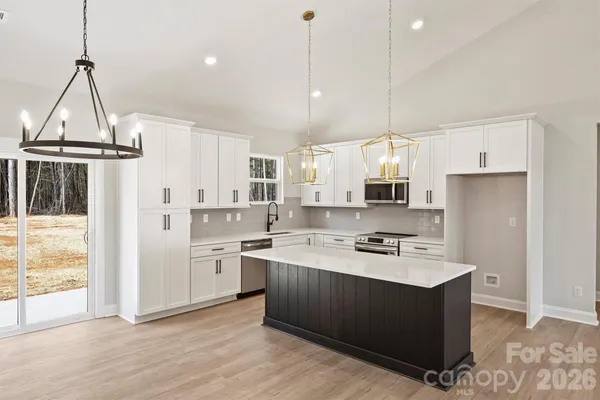 $474,000 | 2271 Lee Lawing Road, Lincolnton, NC 28092