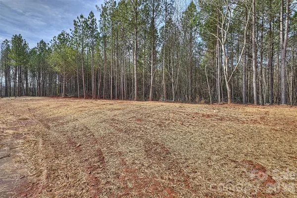 $474,000 | 2271 Lee Lawing Road, Lincolnton, NC 28092
