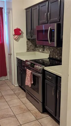 $1,800 | 8726 Elvin Drive, Unit B, Baton Rouge, LA 70810