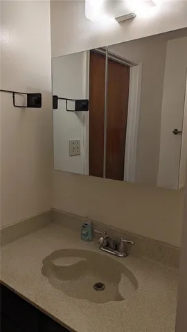 $1,800 | 8726 Elvin Drive, Unit B, Baton Rouge, LA 70810