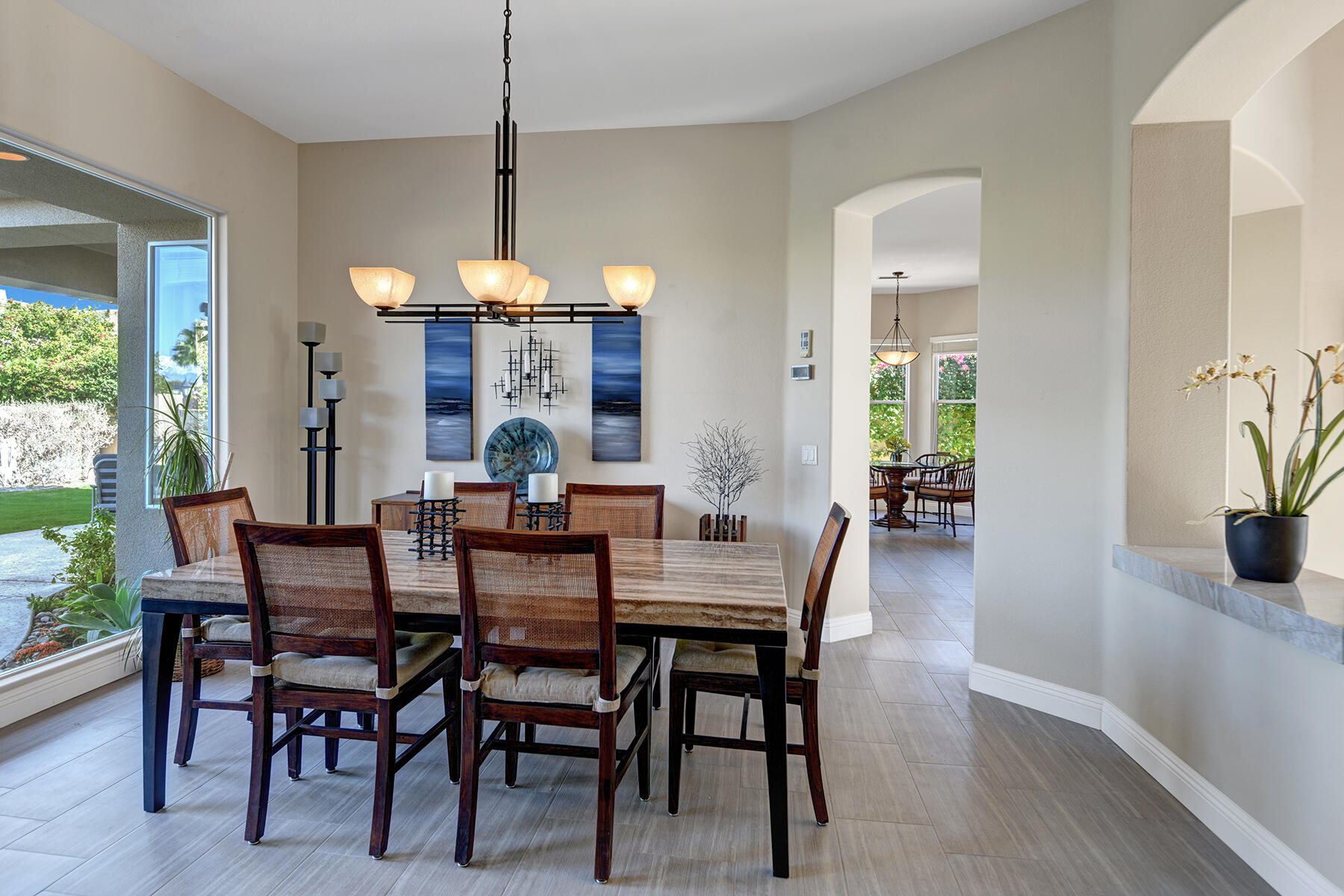 26 Scarborough Way Rancho Mirage, CA 92270 - Photo 15 of 65 DINING SPACE REVERSE.jpg mls