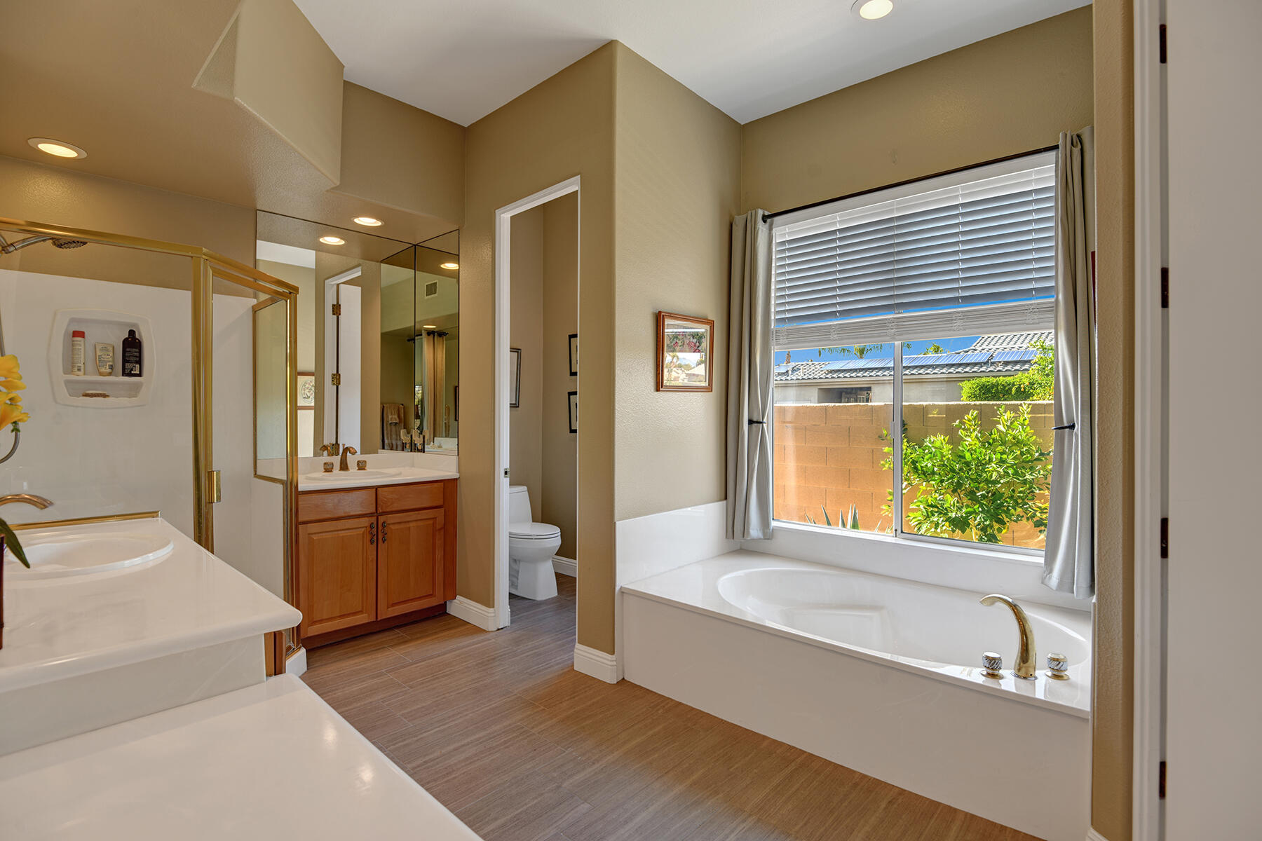 26 Scarborough Way Rancho Mirage, CA 92270 - Photo 38 of 65 PRIMARY BATHROOM ANGLED MLS