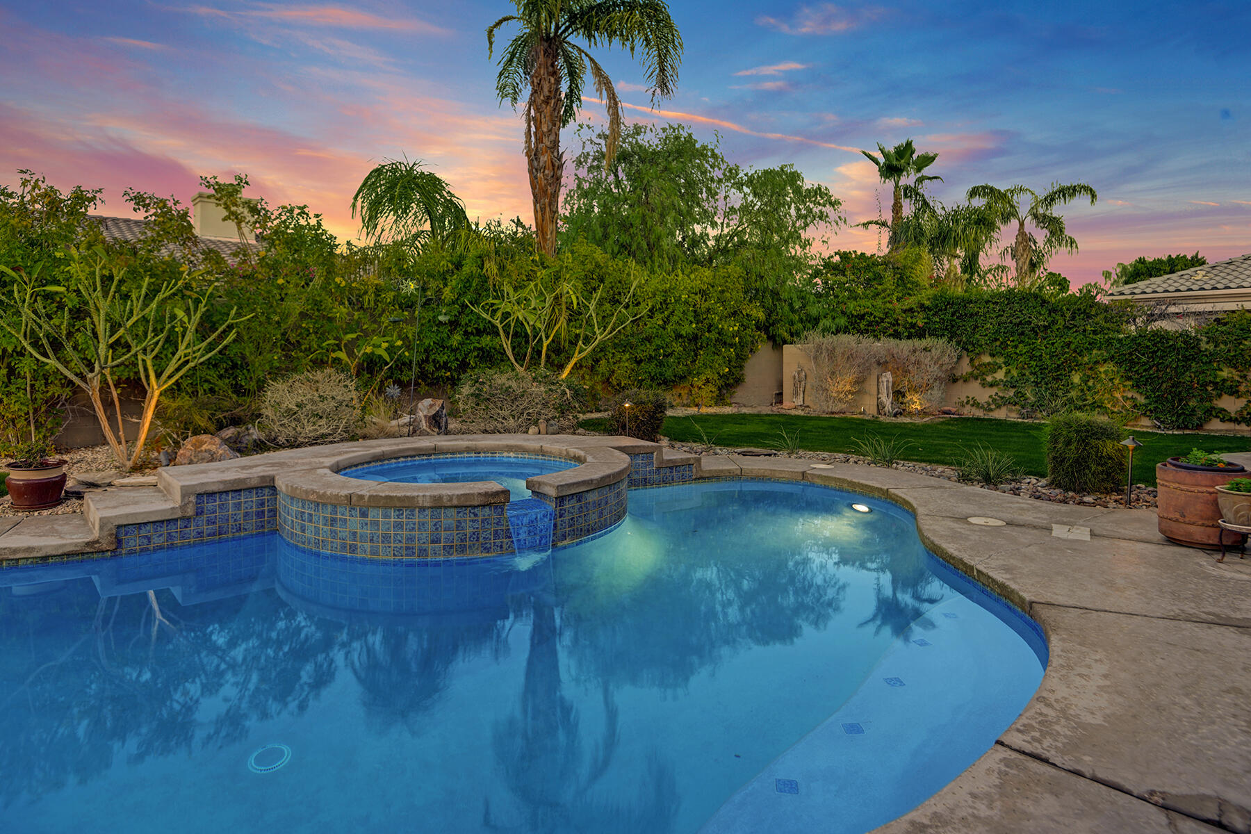 26 Scarborough Way Rancho Mirage, CA 92270 - Photo 4 of 65 SUNSET SPA.jpg mls