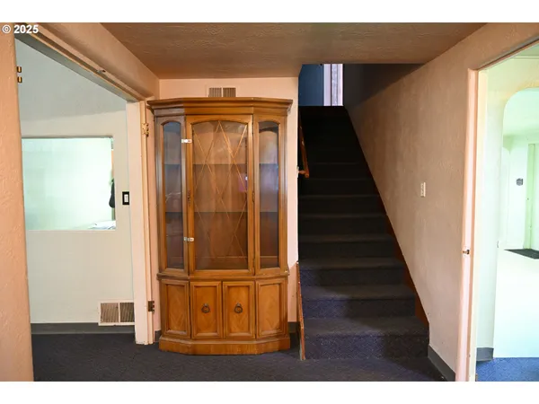 $140,000 | 115 North Water Street, Weston, OR 97886