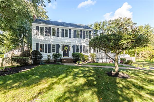 9 Grenadier Road Hingham, MA 02043 - Photo 23 of 26 Gallery Image 23