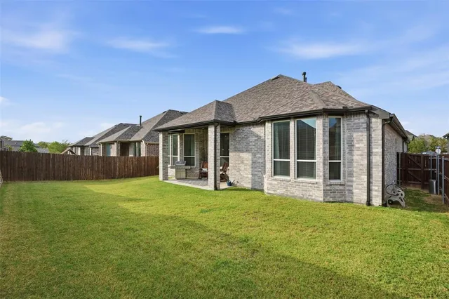 $545,000 | 1915 Hillside Court, Van Alstyne, TX 75495