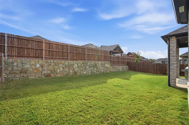 $545,000 | 1915 Hillside Court, Van Alstyne, TX 75495