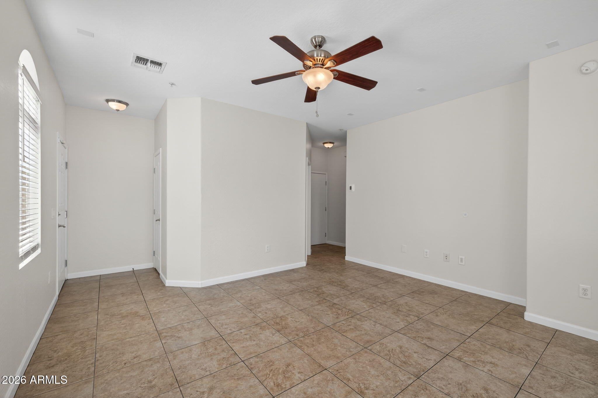 2150 East Bell Road, Unit 1136 Phoenix, AZ 85022 - Photo 12 of 30 Gallery Image 12
