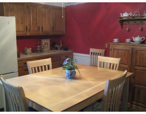 163 Ridgewood Road Middletown, RI 02842 - Photo 3 of 10 Kitchen.