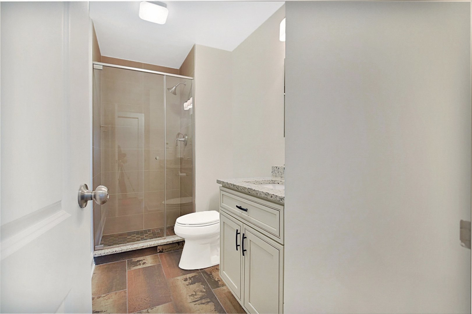 6033 North Sheridan Road, Unit 35F Chicago, IL 60660 - Photo 12 of 89