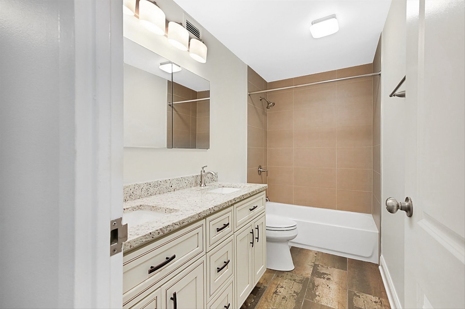 6033 North Sheridan Road, Unit 35F Chicago, IL 60660 - Photo 19 of 89