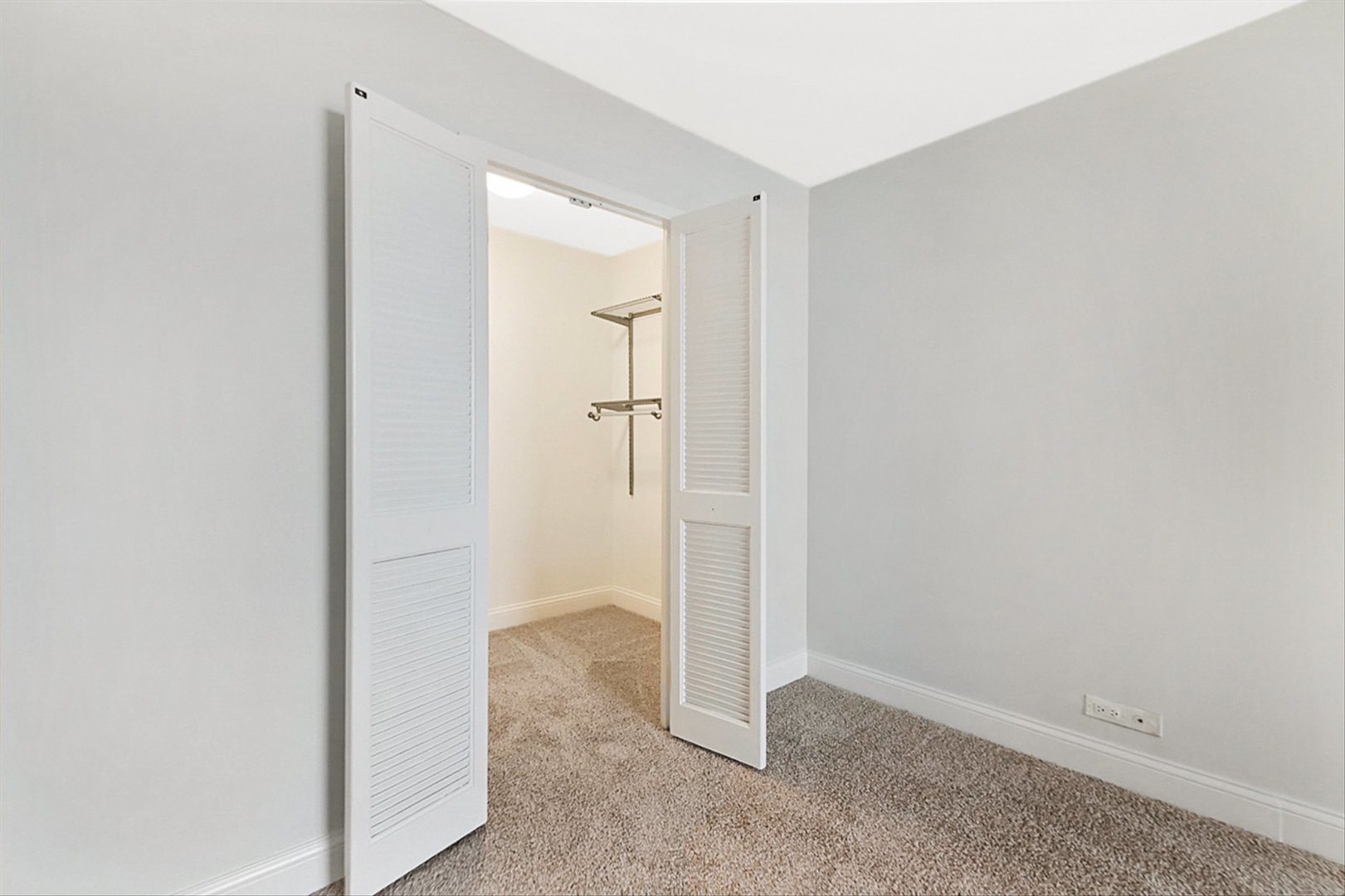 6033 North Sheridan Road, Unit 35F Chicago, IL 60660 - Photo 24 of 89