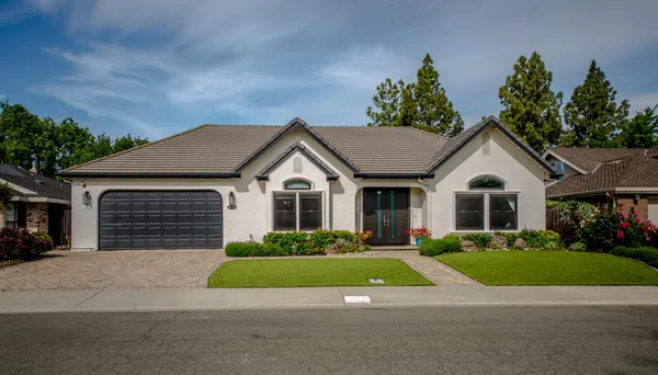 $939,000 | 632 Wildwood Way, Woodland, CA 95695