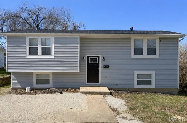 $232,000 | 706 Bogy Street, De Soto, MO 63020