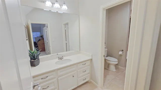 $750,000 | 15305 Chichester Lane, Jersey Village, TX 77040